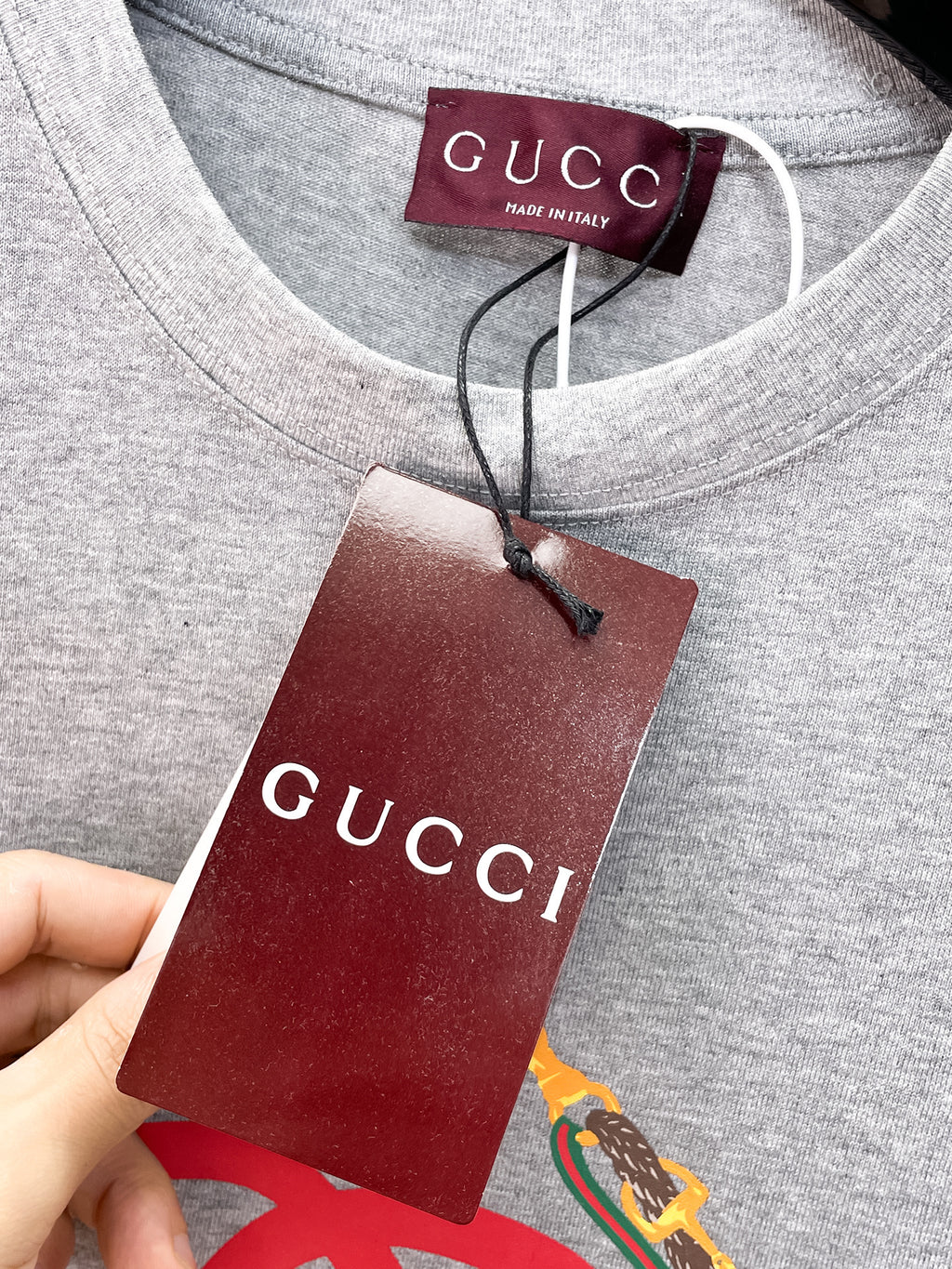 Gucci Apparel 14