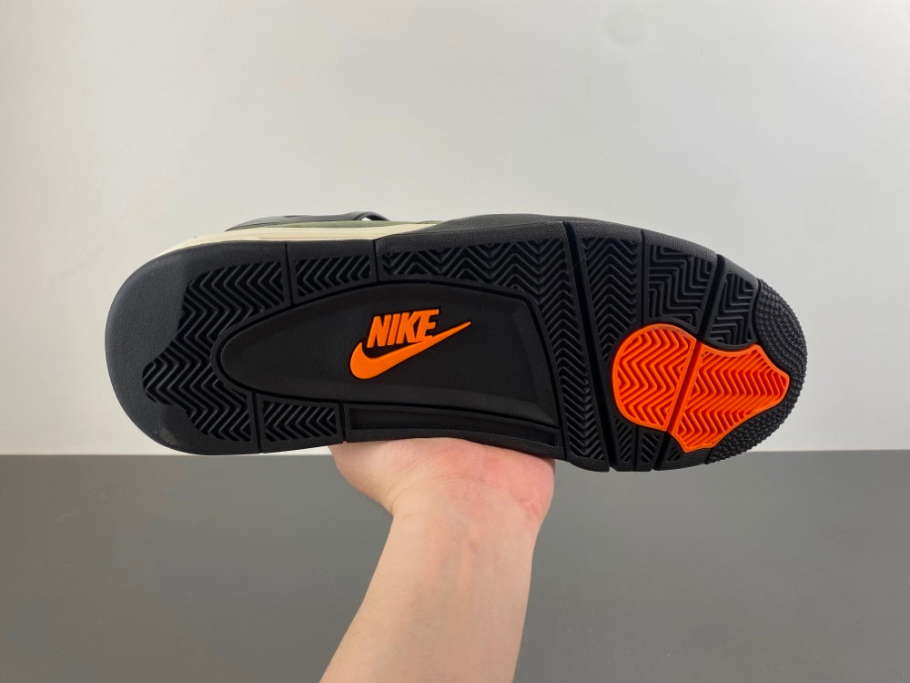 Air Jordan 4 UNDEFEATED