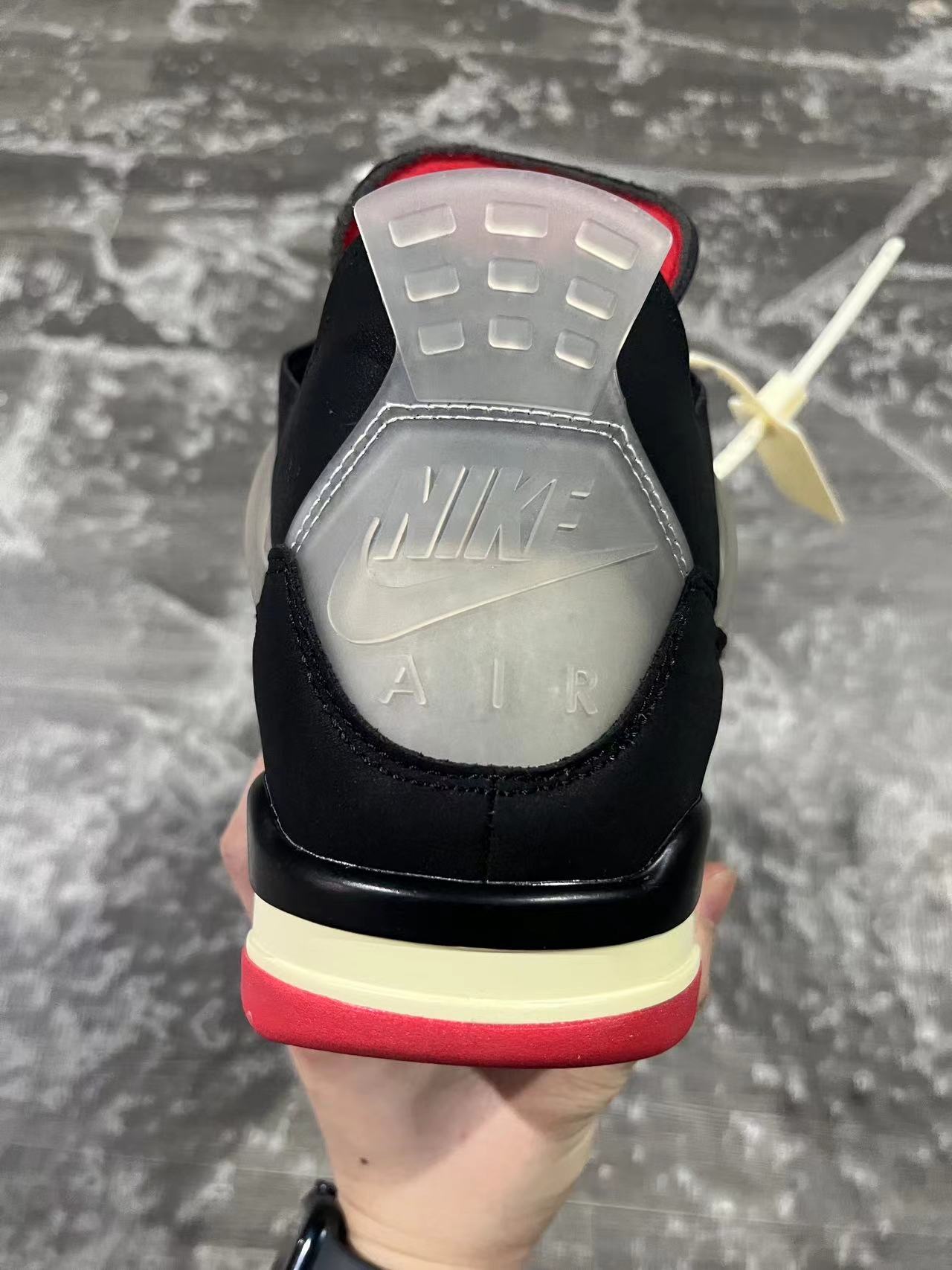 Air Jordan 4