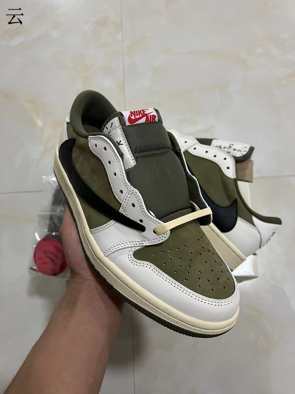 Air Jordan 1 Low x Travis Scott Olive