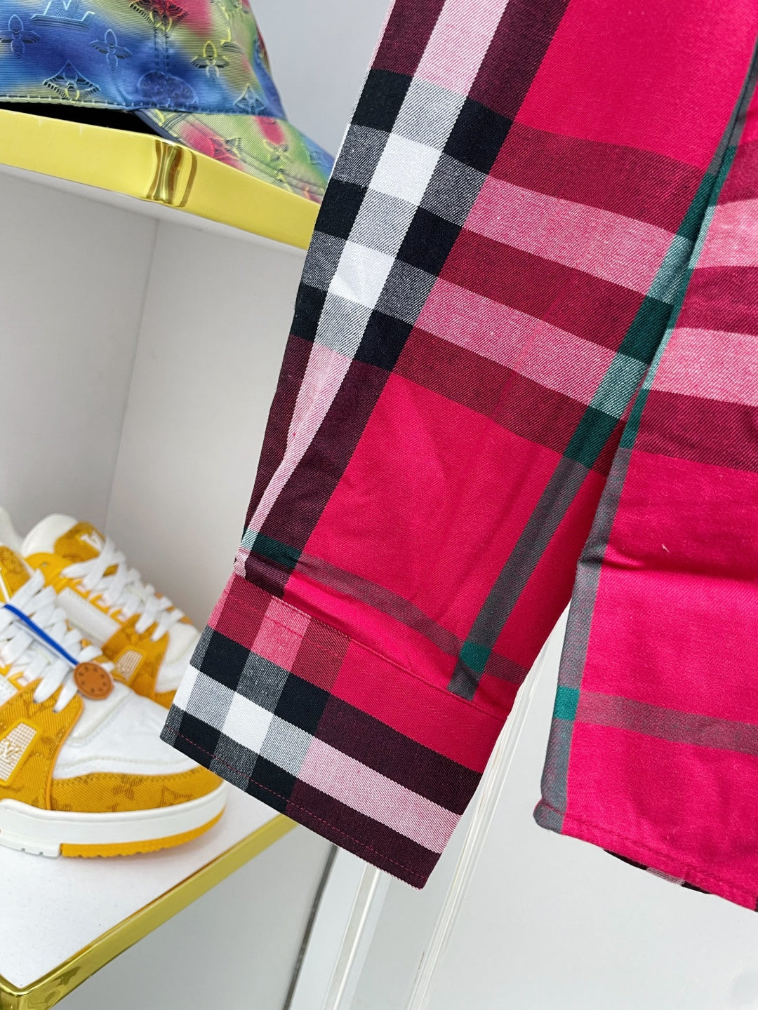 🤎 Burberry Apparel 18