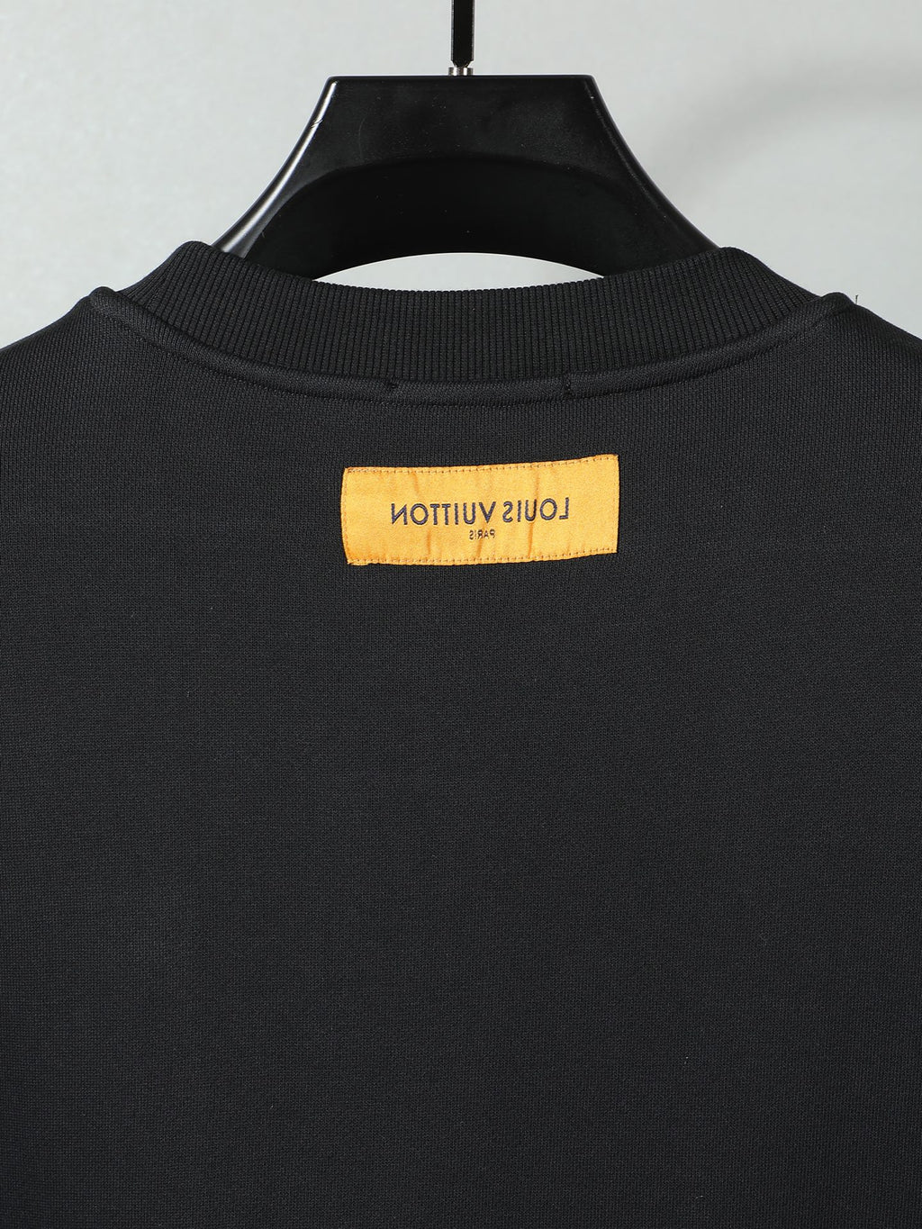 🧥 Louis Vuitton Suéteres 2