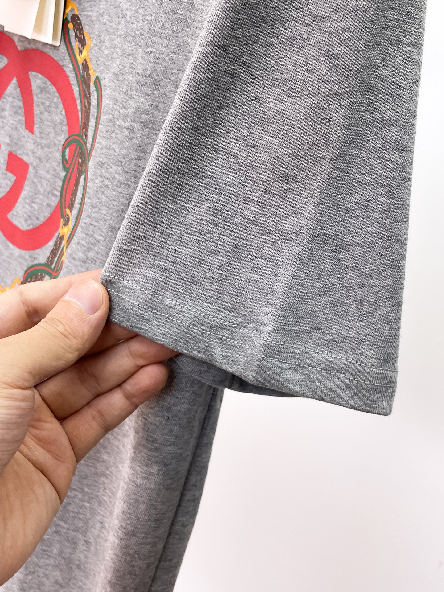 Gucci Apparel 14