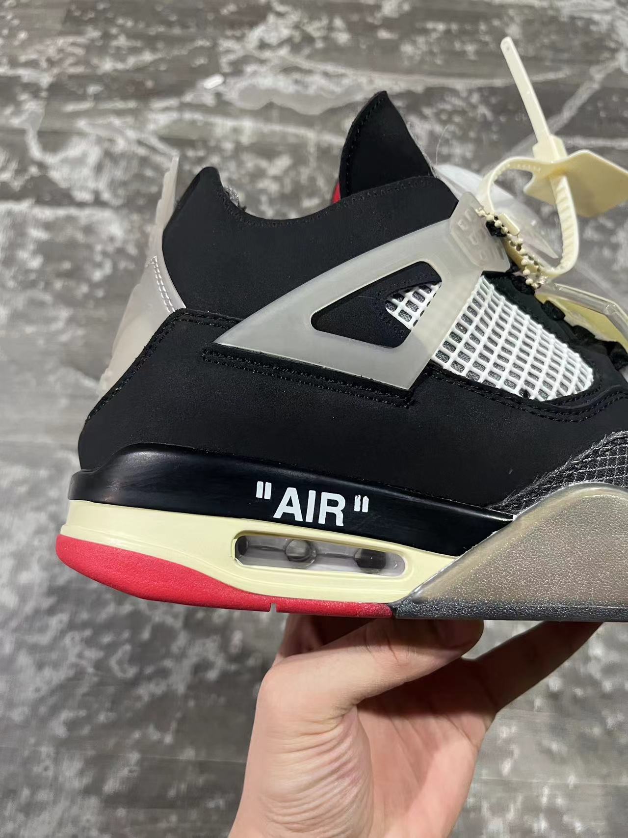 Air Jordan 4
