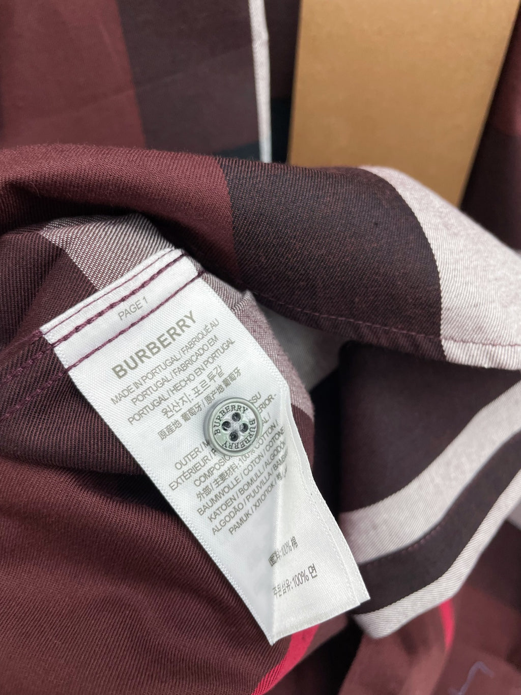 🤎 Burberry Apparel 19