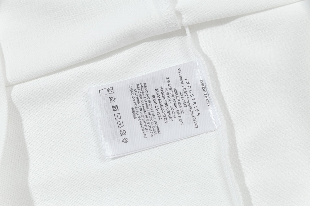 Moncler Apparel 5