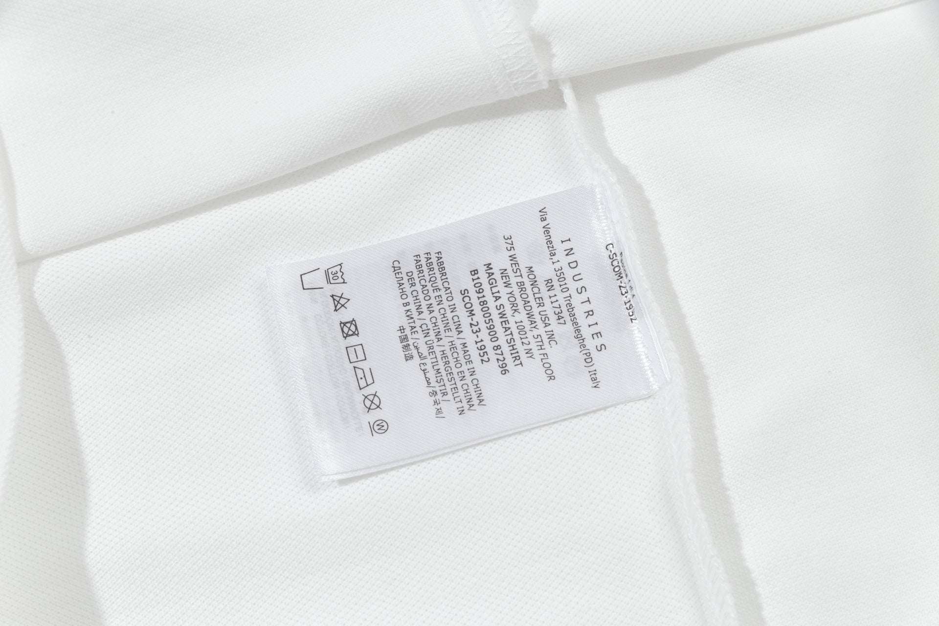 Moncler Apparel 5