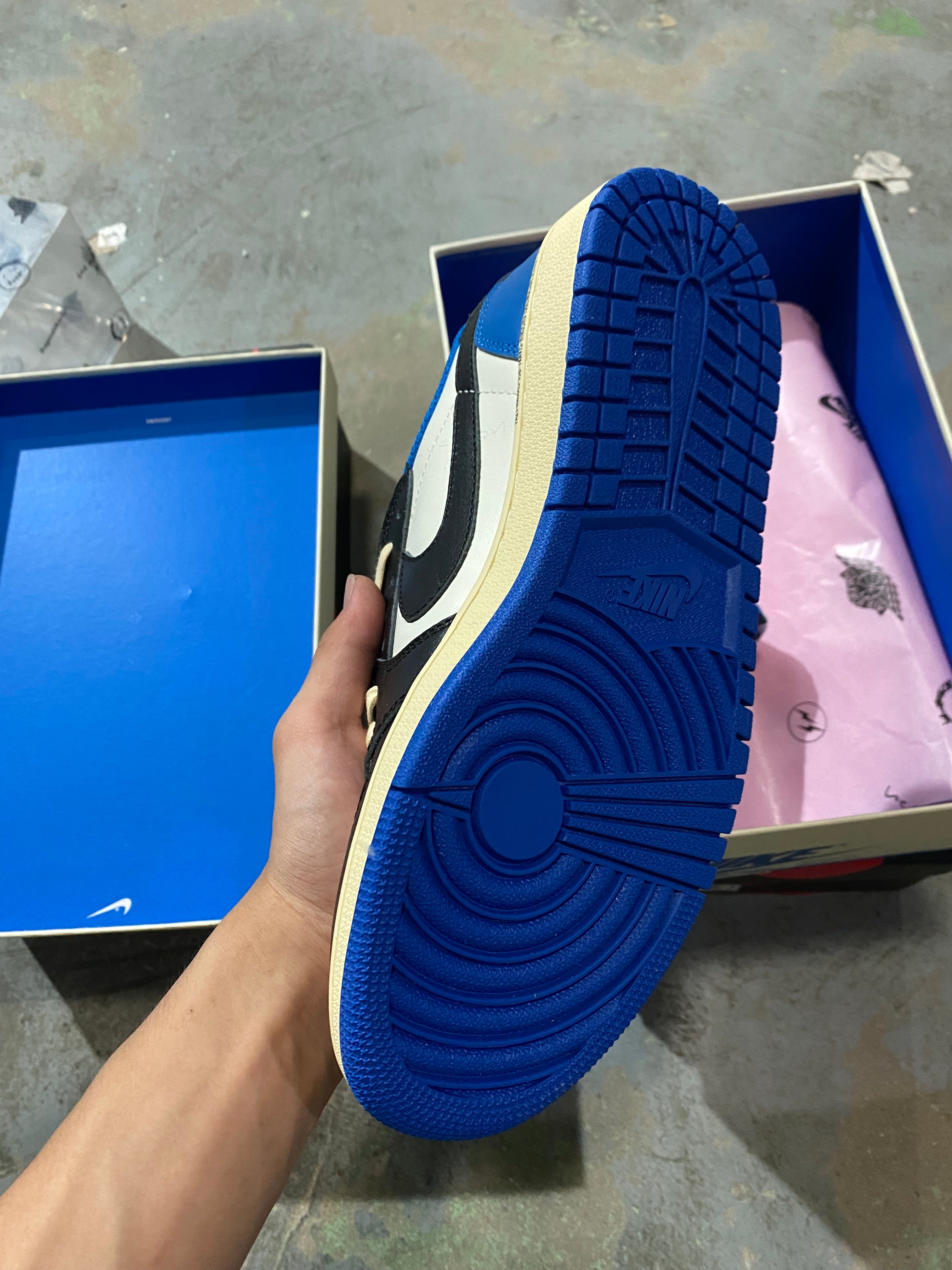 Air Jordan 1 Low x Travis Scott Fragment 1