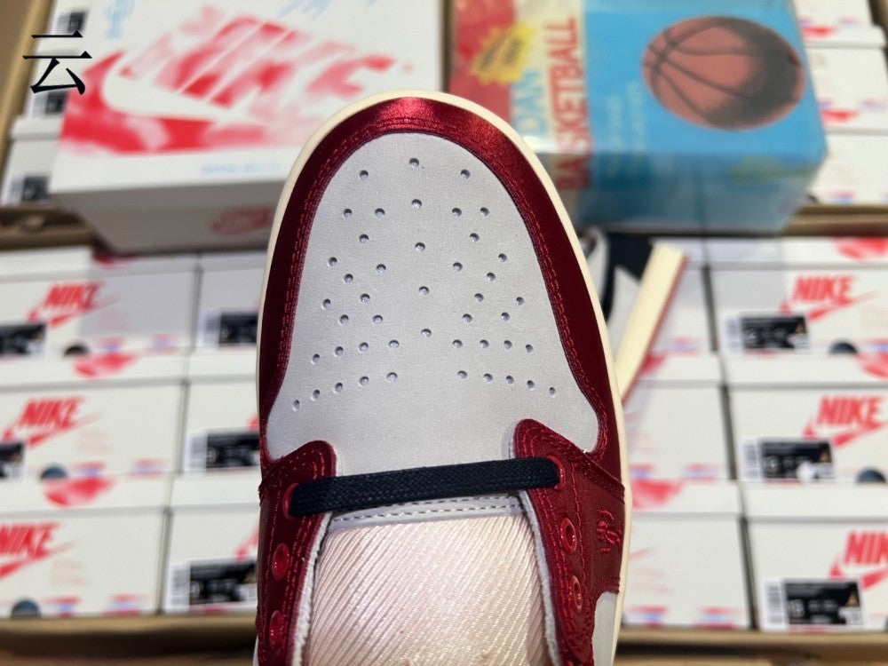 Trophy Room x Air Jordan 1 Low OG