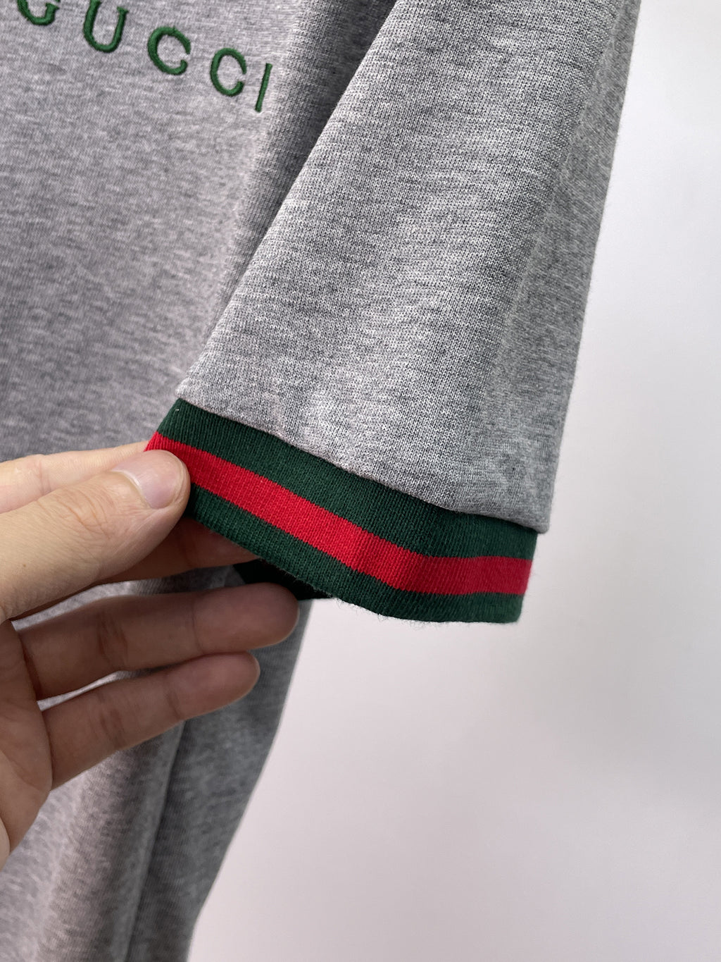 Gucci Apparel 9
