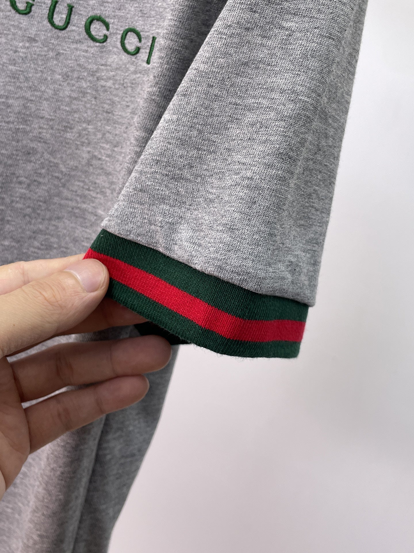 Gucci Apparel 9