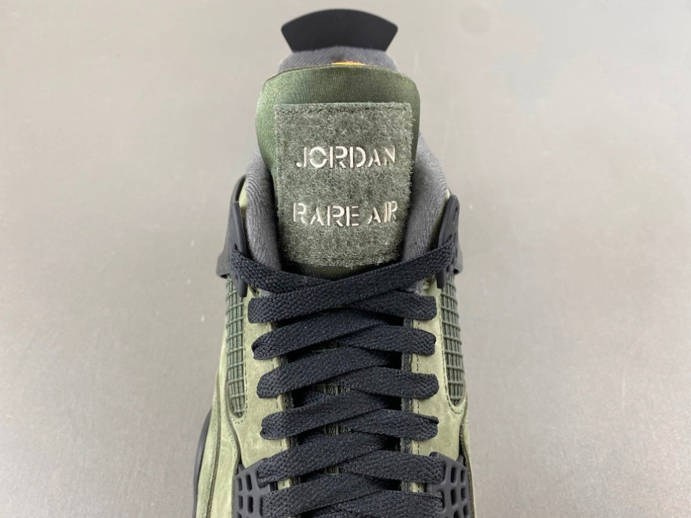 Air Jordan 4 UNDEFEATED