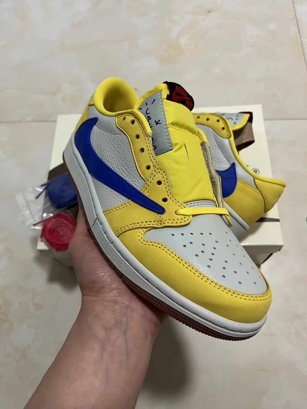 Air Jordan 1 Low x Travis Scott Canary