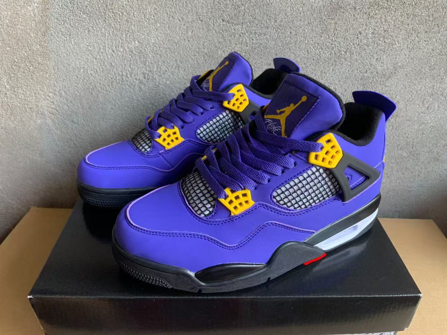 Air Jordan 4 Lakers