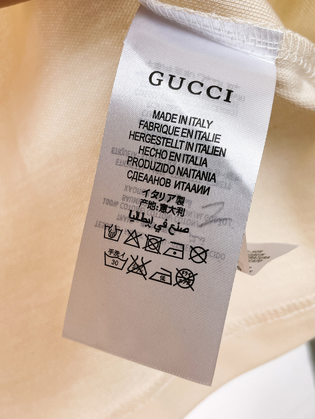 Gucci Apparel 16