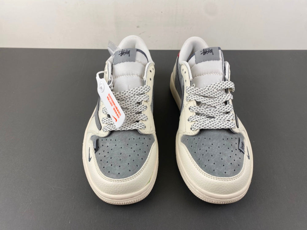 Nike Air Zoom Spiridon x Stüssy