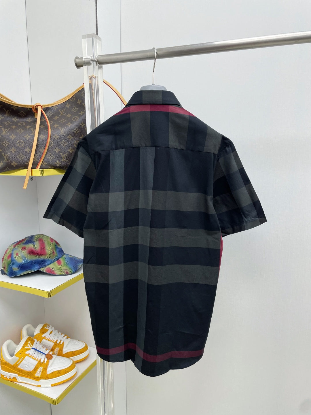 🤎 Burberry Apparel 20