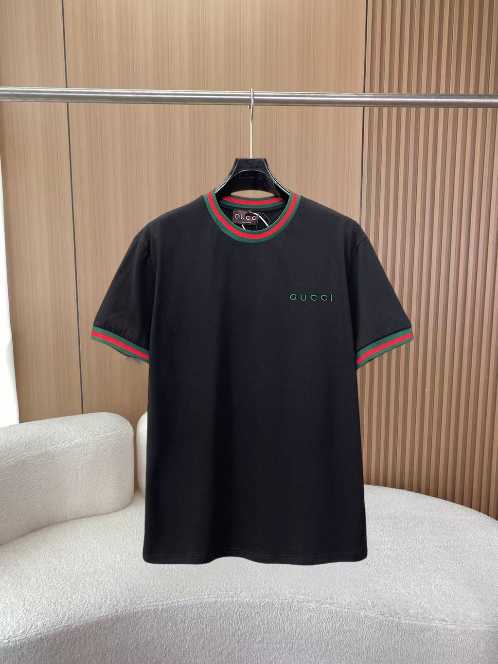 Gucci Apparel 10