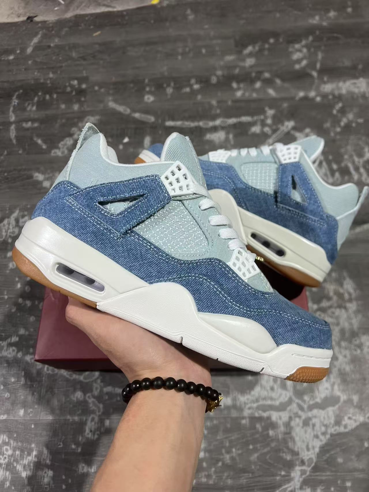 Air Jordan 4 Denim "Worn Blue”