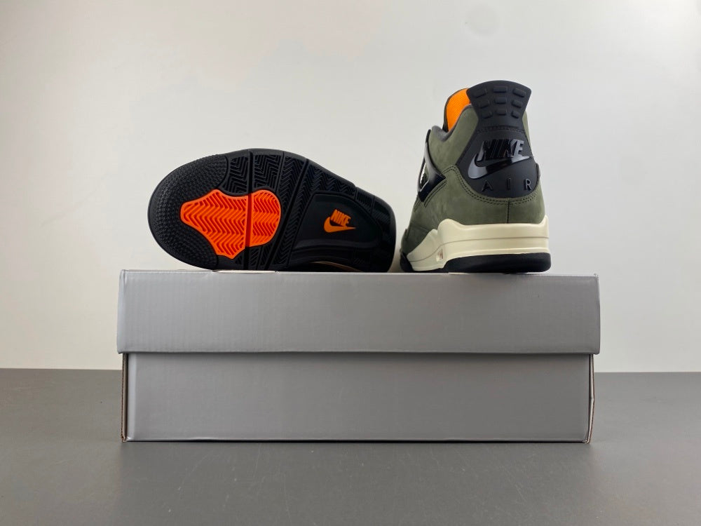 Air Jordan 4 UNDEFEATED
