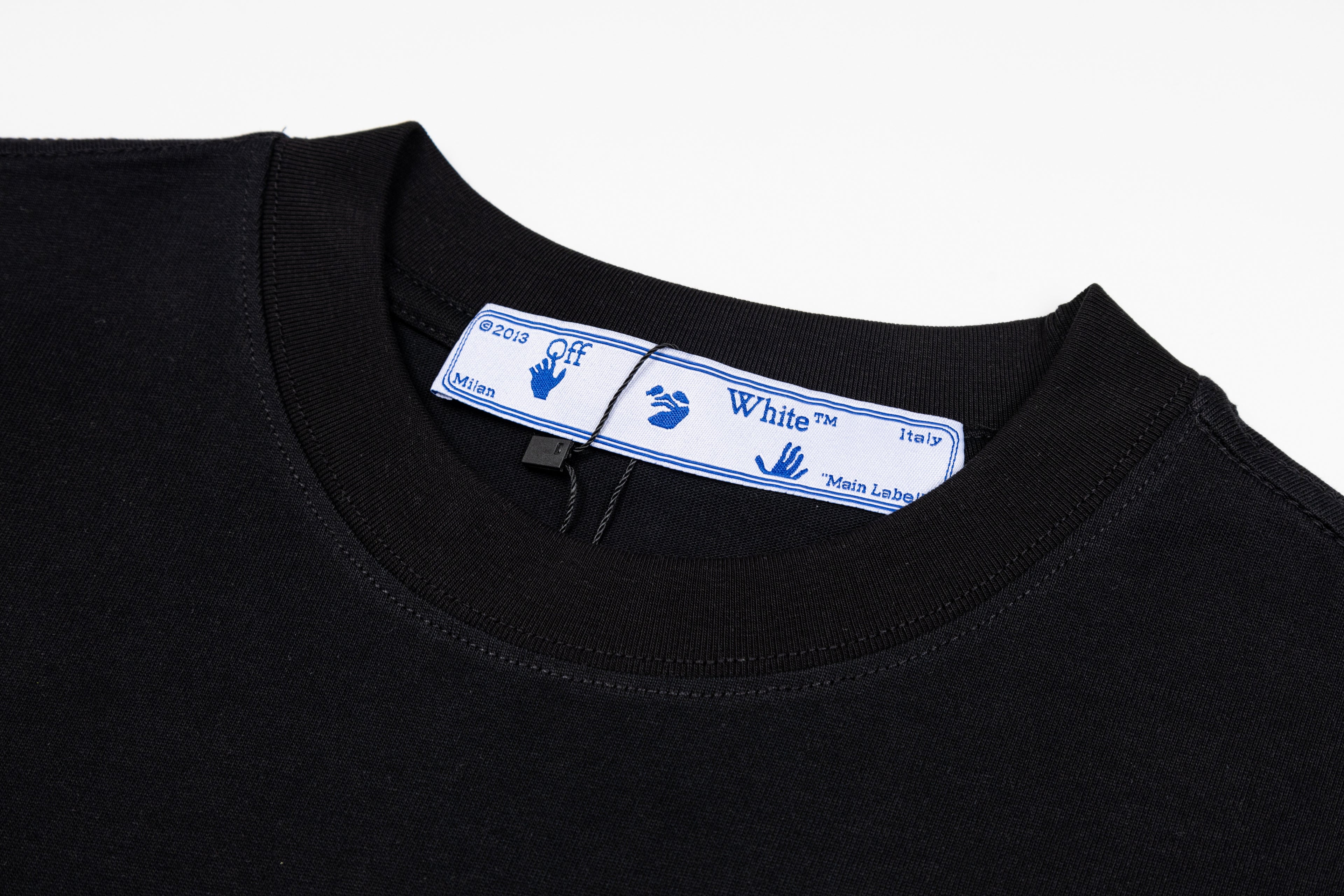 Off-White Oversized T-Shirts 4