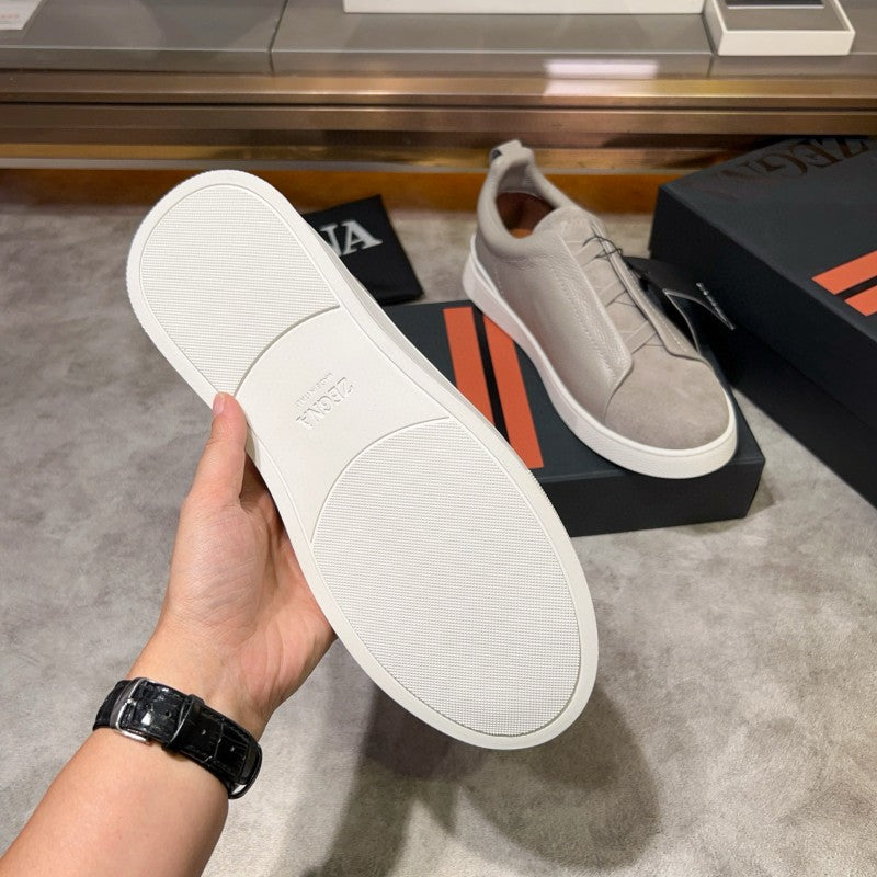 ZEGNA Triple Stitch 47