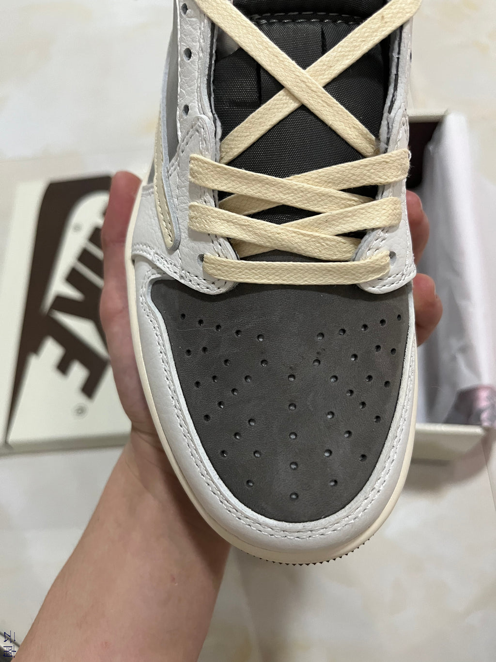 Air Jordan 1 Low x Travis Scott Reverse Mocha