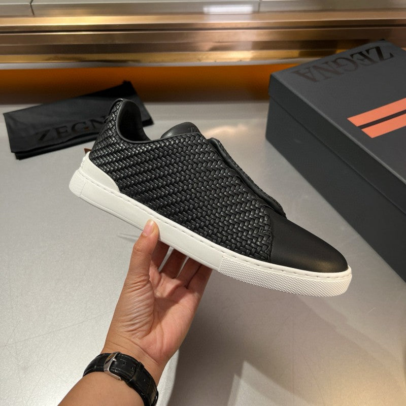 ZEGNA Triple Stitch 43