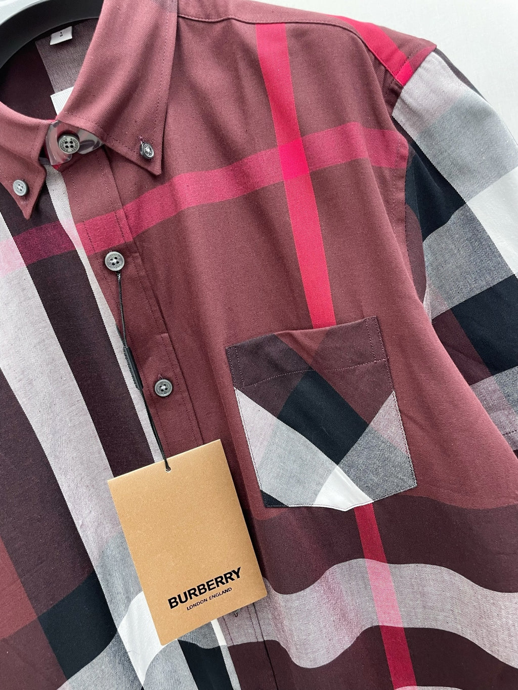 🤎 Burberry Apparel 19