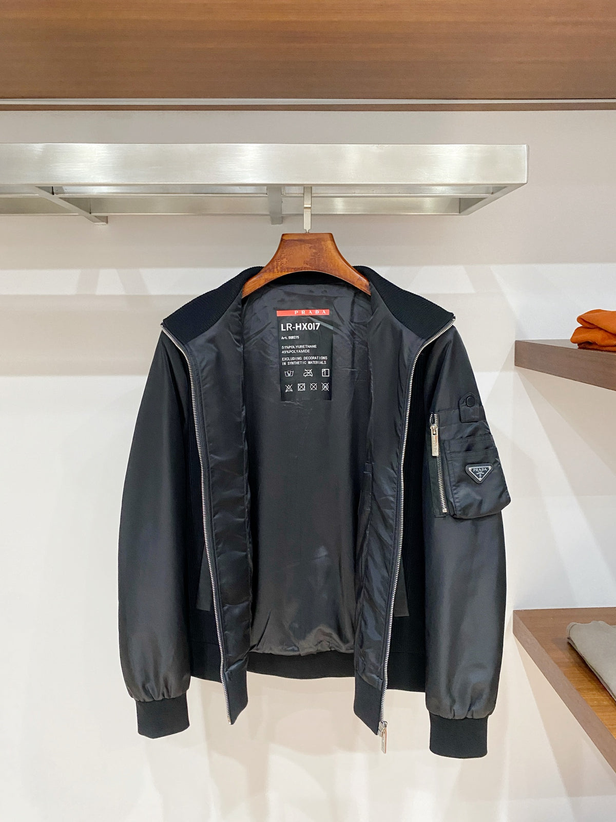 🖤 Prada — Jackets 2