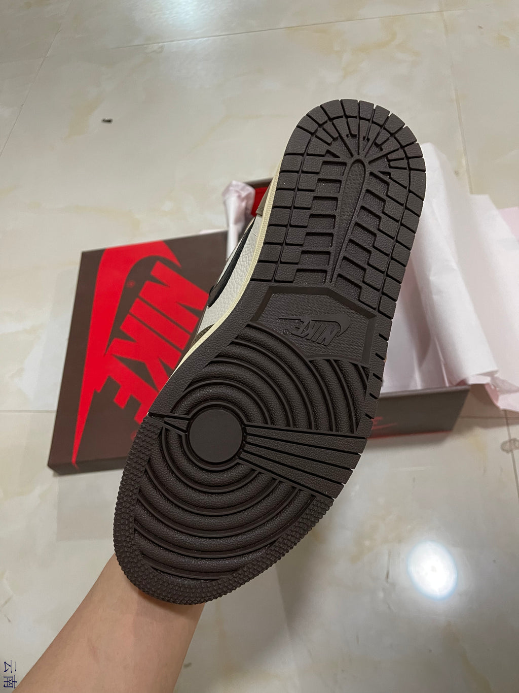 Air Jordan 1 High x Travis Reverse Mocha