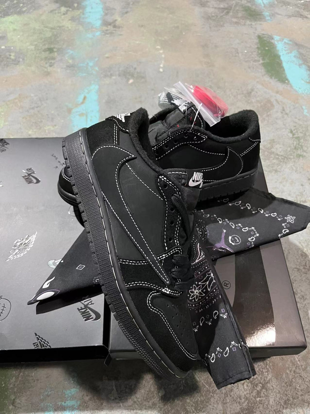 Air Jordan 1 Low x Travis Scott Phantom
