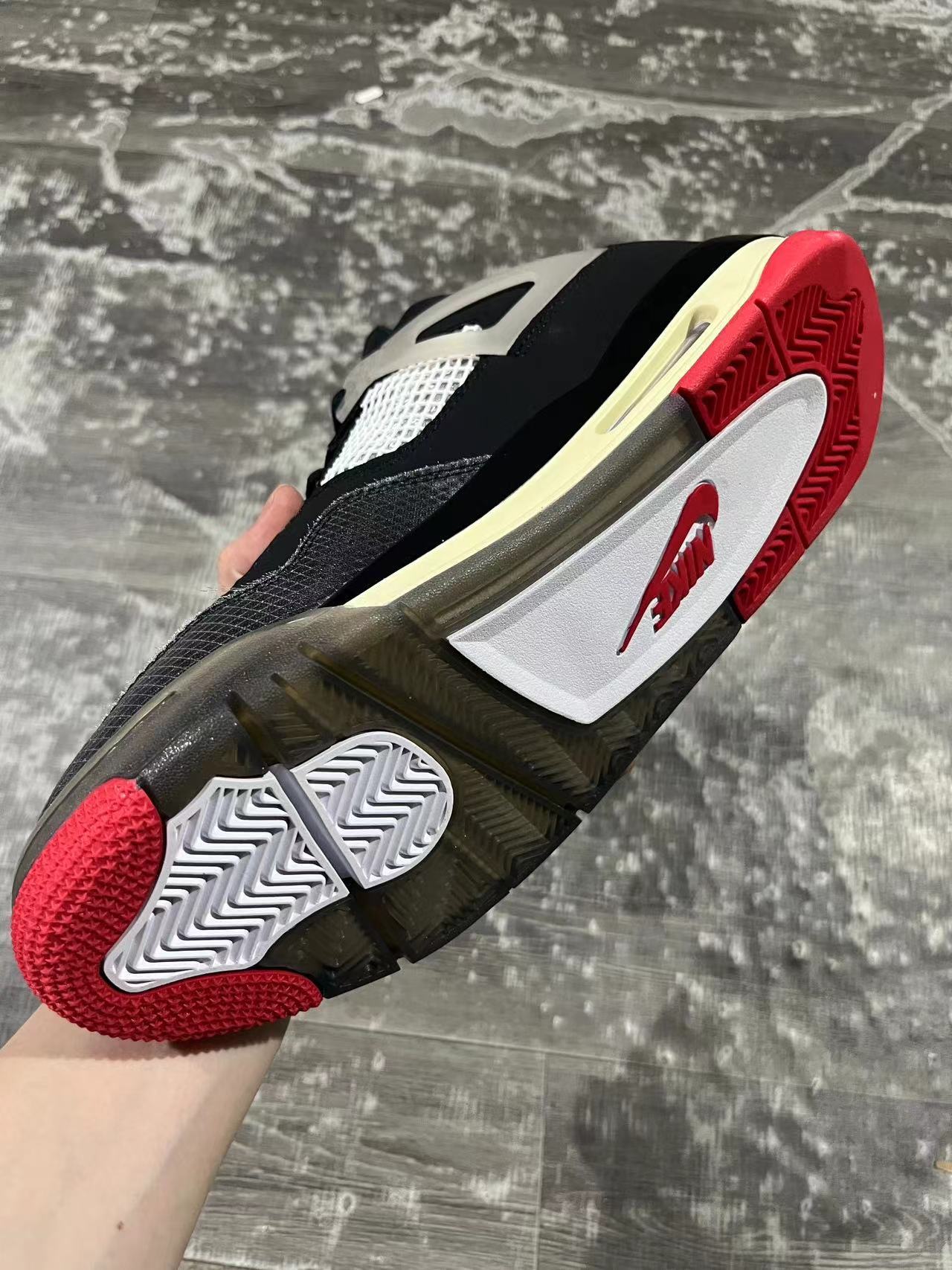 Air Jordan 4