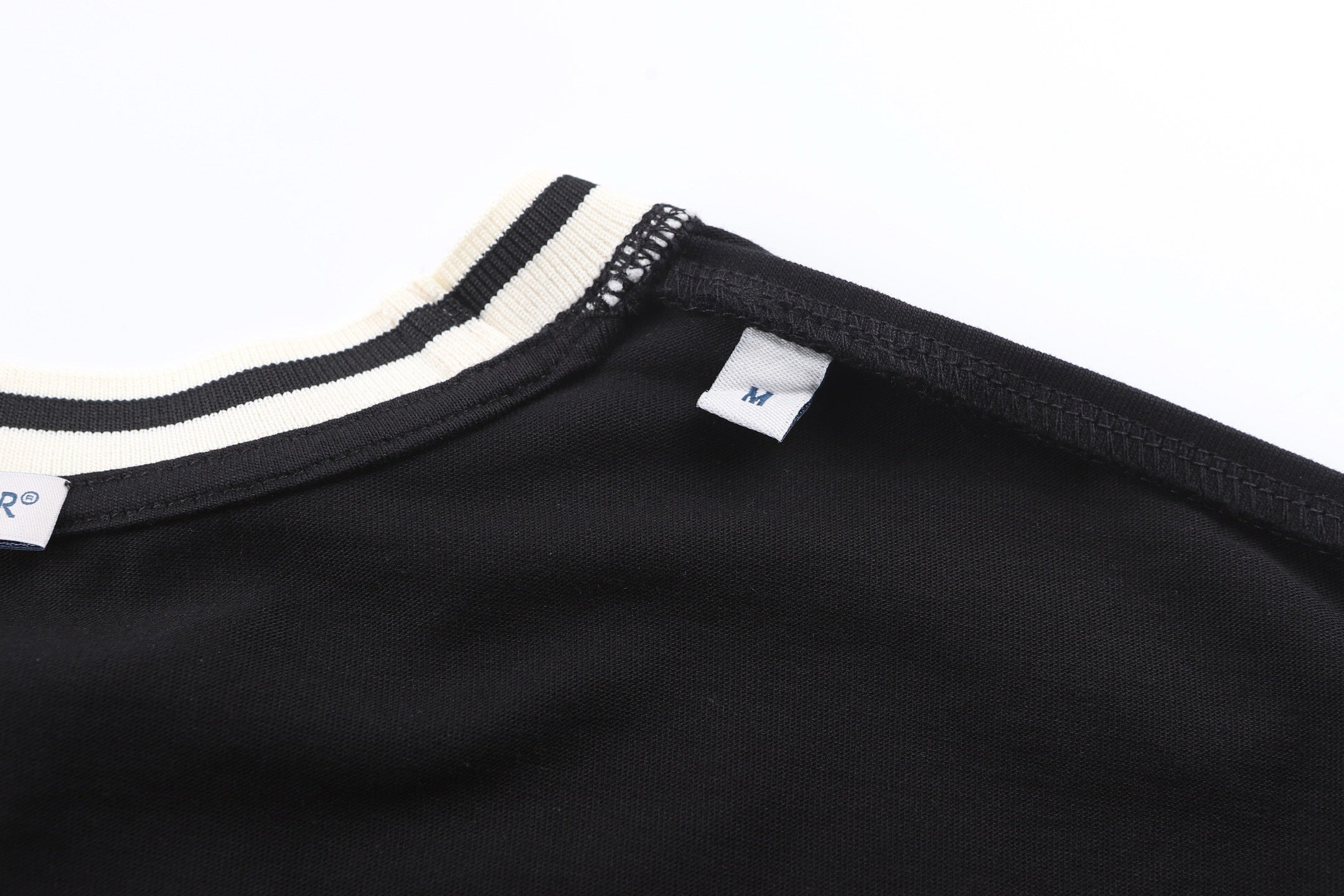 Moncler Apparel 25