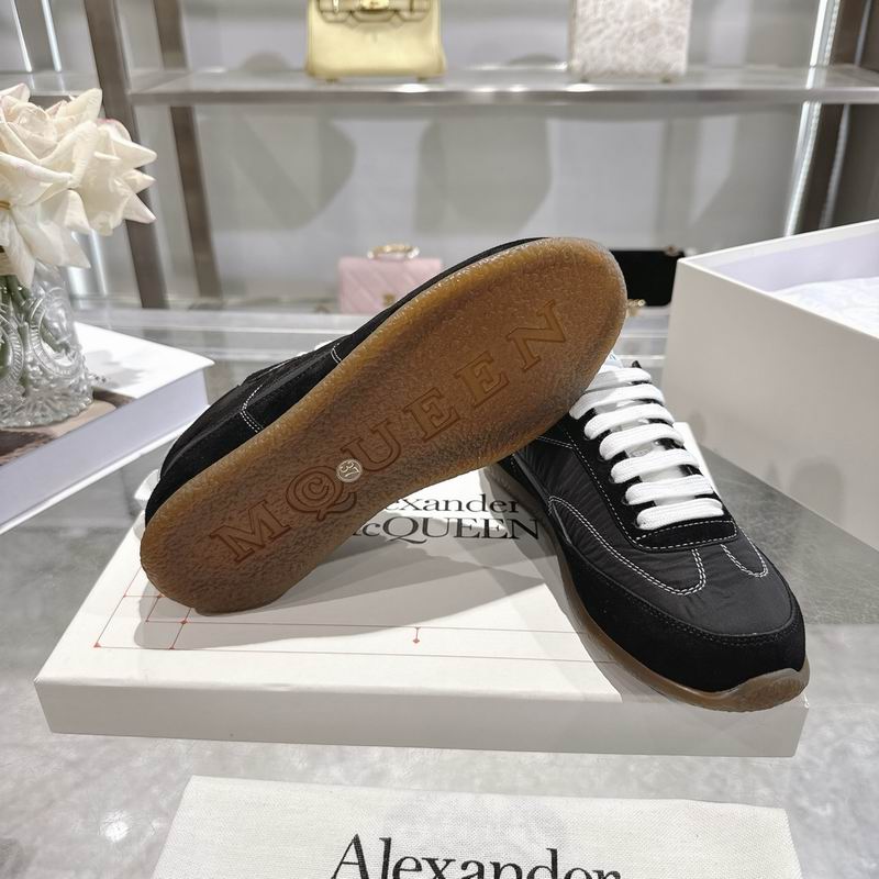 Alexander McQueen Court 1