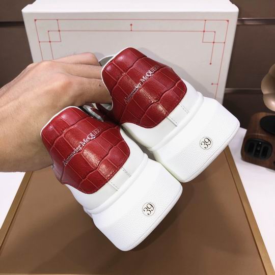 Alexander McQueen 31