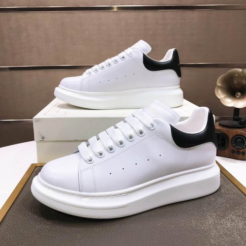 Alexander McQueen 23