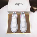 Alexander McQueen 32