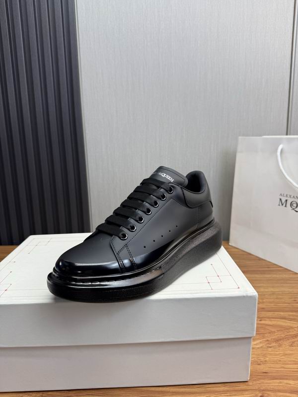 Alexander McQueen 5