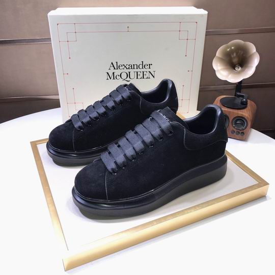 Alexander McQueen 13