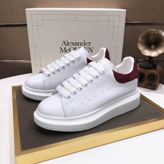 Alexander McQueen 10