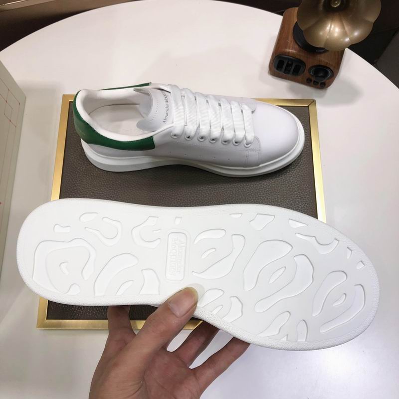 Alexander McQueen 25