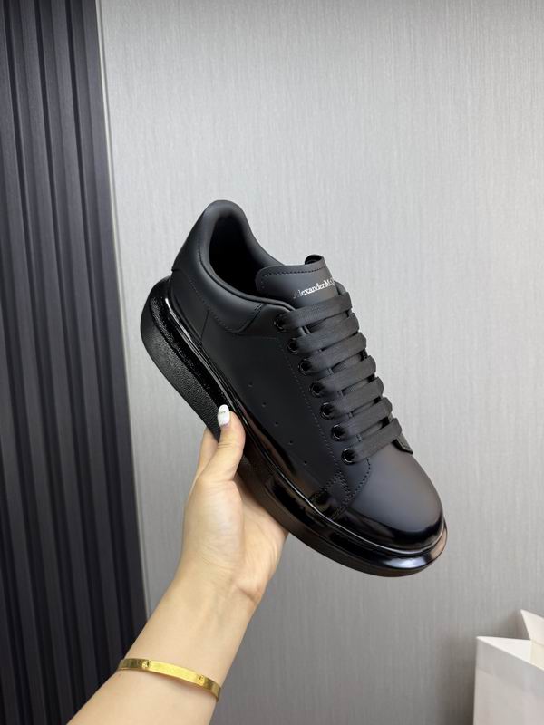 Alexander McQueen 5