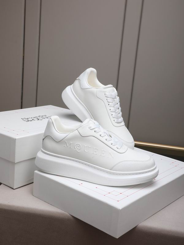 Alexander McQueen 41