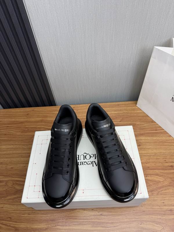 Alexander McQueen 5