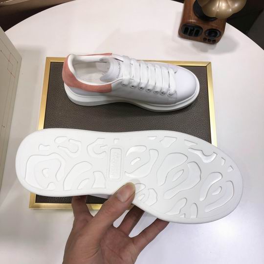 Alexander McQueen 8