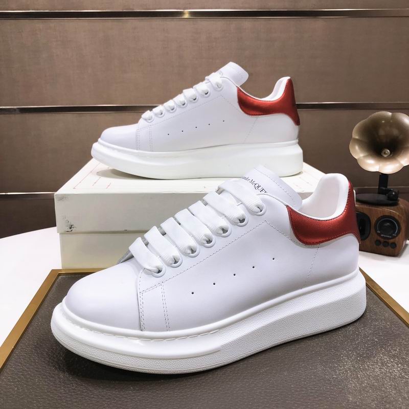 Alexander McQueen 22
