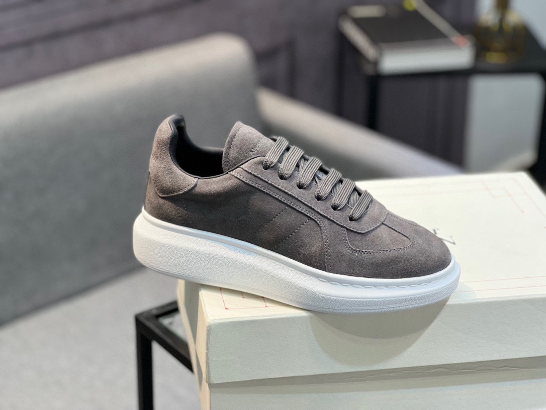 Alexander McQueen 29