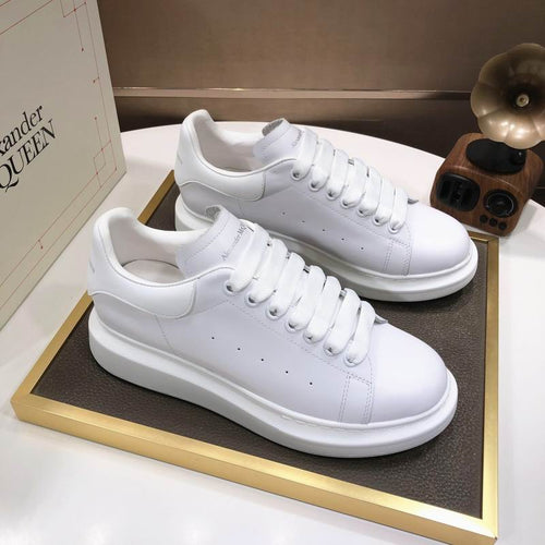 Alexander McQueen 26