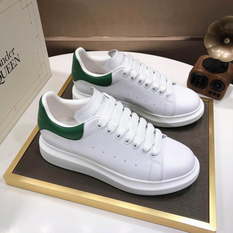 Alexander McQueen 25